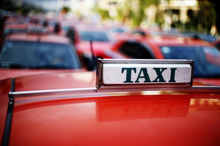 Prefeituras farão cadastro para o auxílio taxista