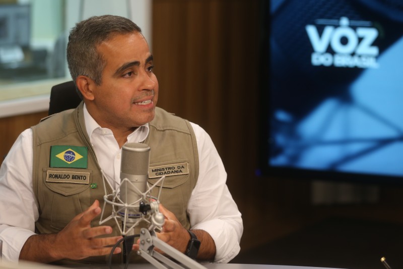 Ministro da Cidadania informa que estrangeiros refugiados também recebem Auxílio Brasil