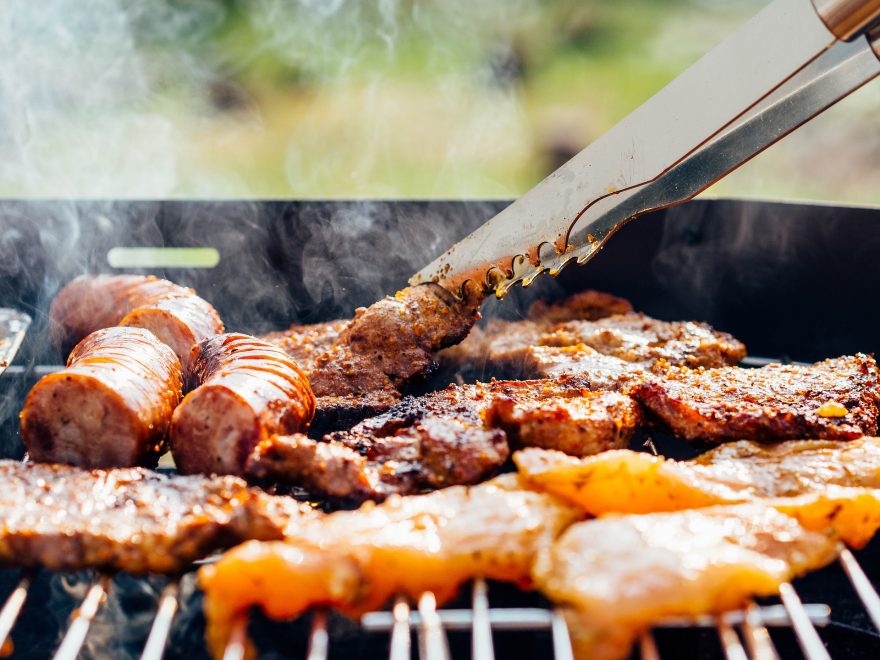 Copa do Mundo: preço do churrasco sobe mais de 50% desde os últimos jogos em 2018, aponta levantamento