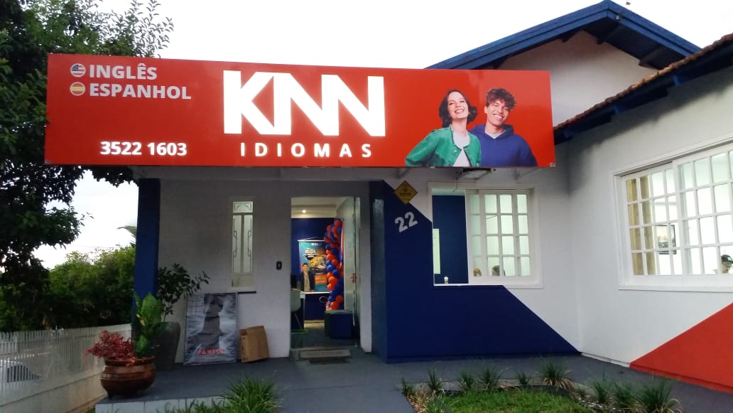 KNN Idiomas